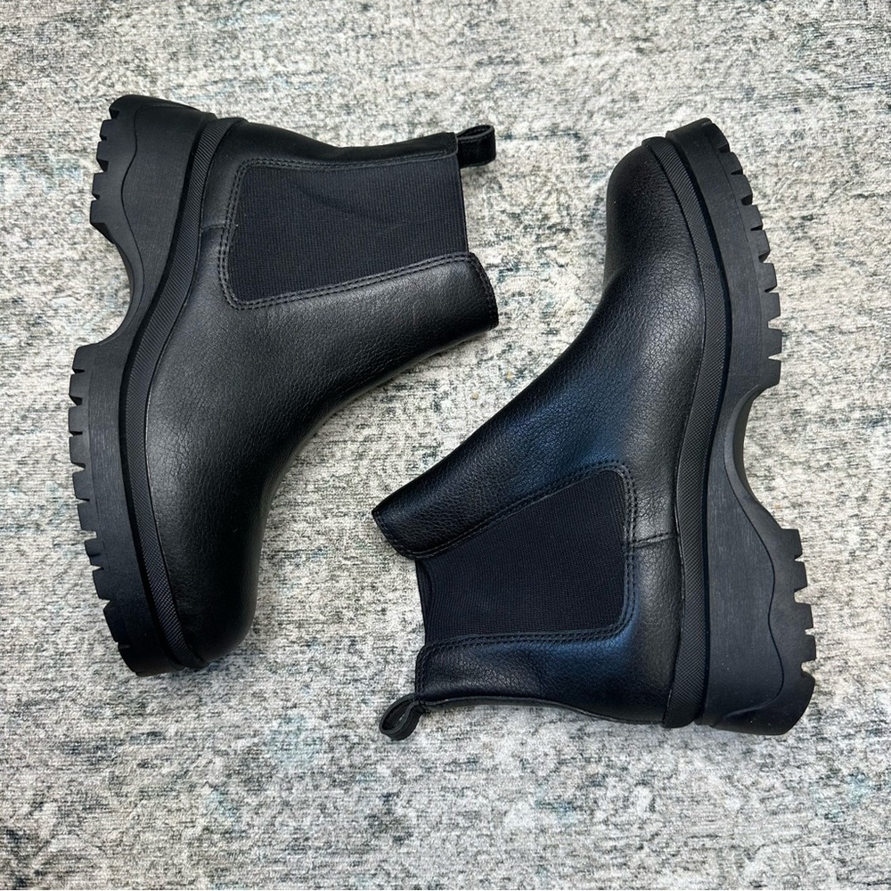 🆕Paolo Tokio Lug Sole Chelsea Boot  Size 5 - Picture 2 of 6